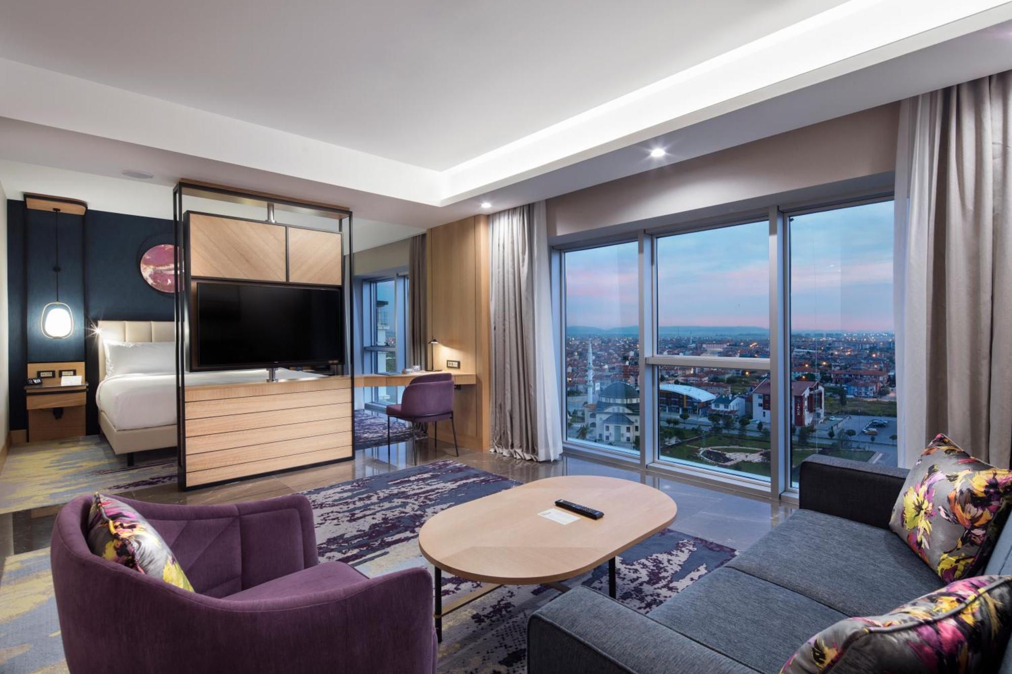 Готель Doubletree By Hilton Afyonkarahisar Екстер'єр фото